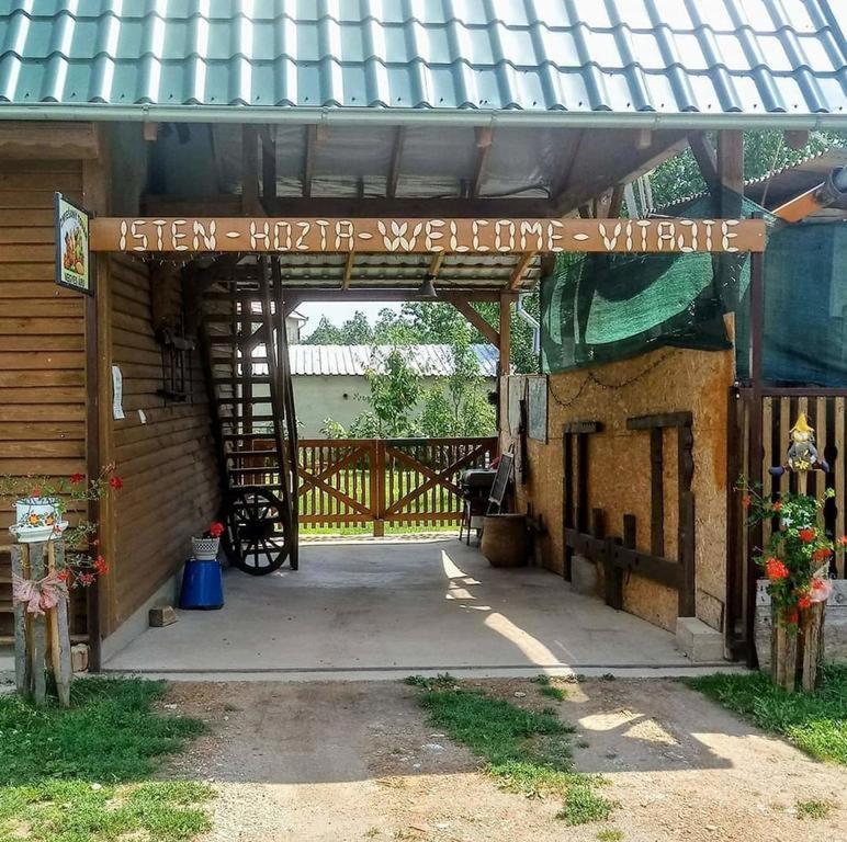 Vidiecky Dom Stara Basta Buitenkant foto